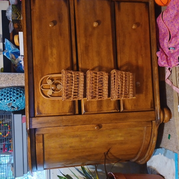 Wicker mail holder in great shape looking for a new home - Picture 2 of 2